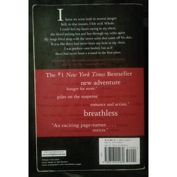 New Moon by Stephenie Meyer – 2008 Trade PB YA Romance Novel VG+ - Picture 2 of 2